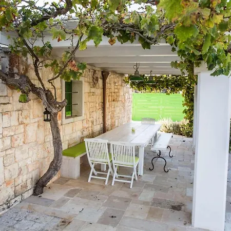 Trullo Di Grazia Ceglie Messapica